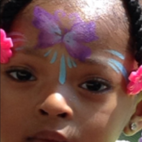 Fancy Faz’s - Picture 1 of 8